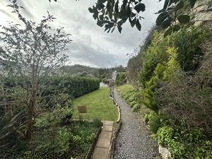 Photo 47- click for photo gallery